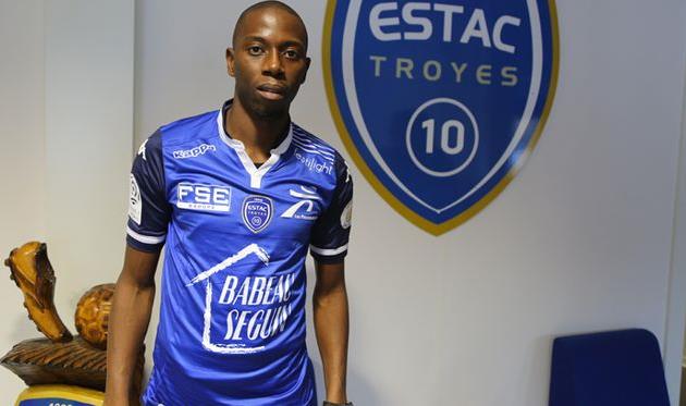 Муамаду Дабо, estac.fr