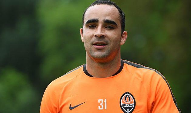 Исмаили, ФК Шахтер