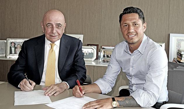 Адриано Галлиани и Джанлука Лападула, фото из Твиттера Милана