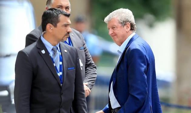 РОЙ ХОДЖСОН, PA