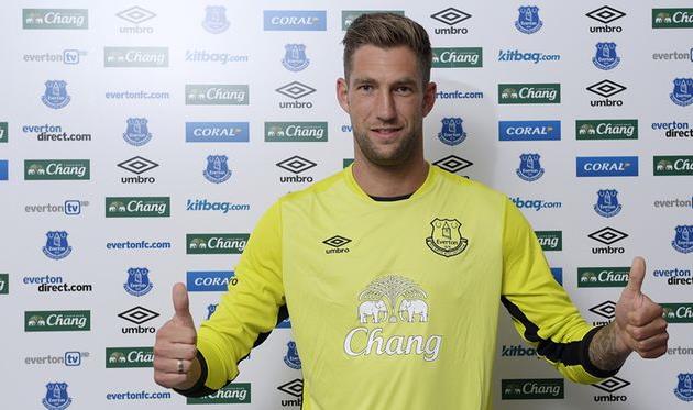 Маартен Стекеленбург, evertonfc.com