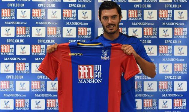 Джеймс Томкинс, Twitter.com