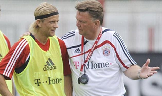 Луи ван Гаал (справа), Google.com