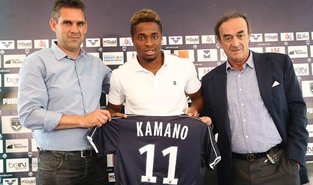 Франсуа Камано (в центре), girondins.com