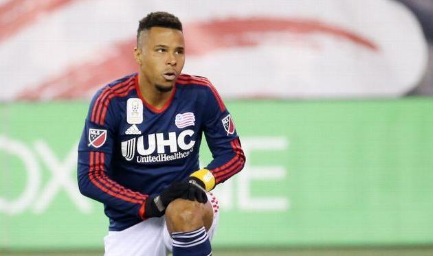 Чарли Дэвис, espnfc.com