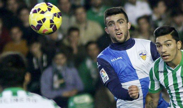 Сельта приобрела защитника Сабаделя