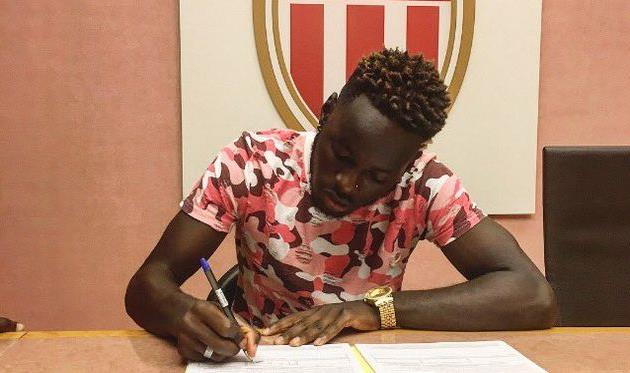 Тристан Муюмба, Twitter