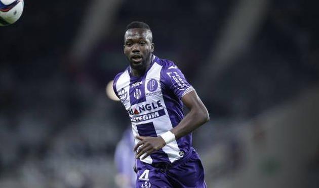 Тонго Думбия, L'Equipe