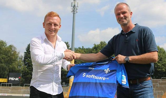 Ласло Кляйнхайслер (Слева), фото фк дармштадт