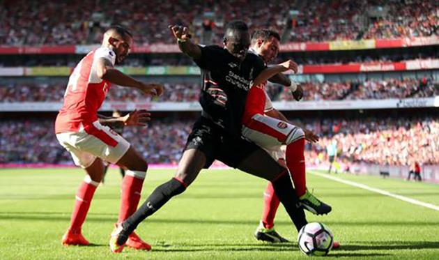 Садио Мане (в центре), Liverpool Echo