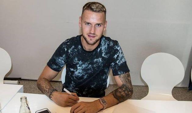 Александр Милошевич, sv98.de