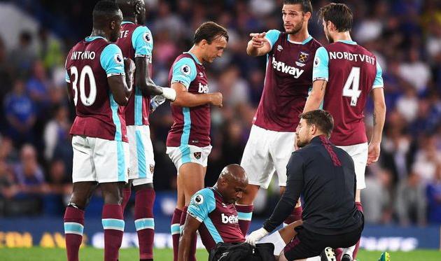 Партнеры по новой команде пытаются поддержать Андре Айю, www.standard.co.uk