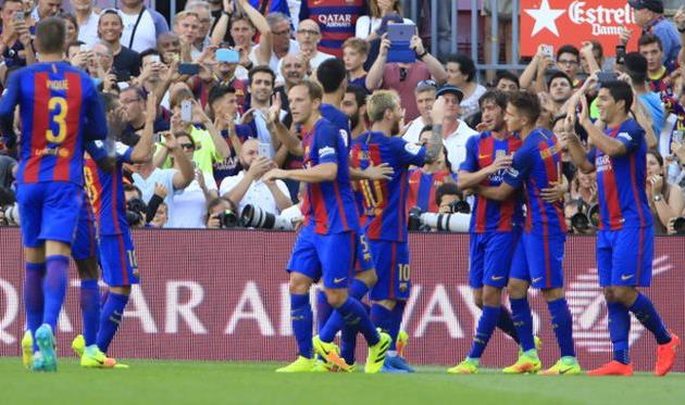 Игроки Барселоны празднуют взятие ворот, La Liga