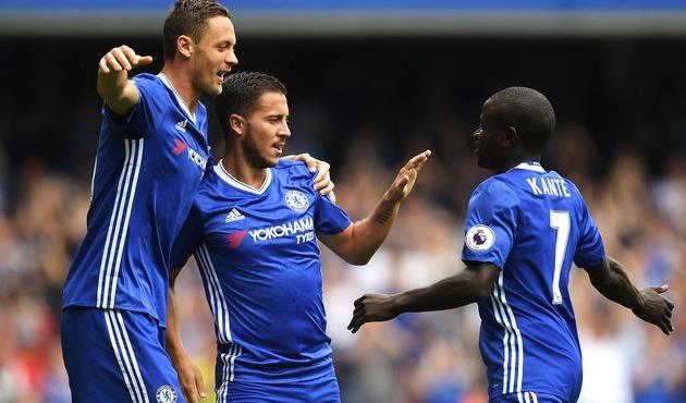 Игроки Челси празднуют гол Азара, twitter/chelseafc