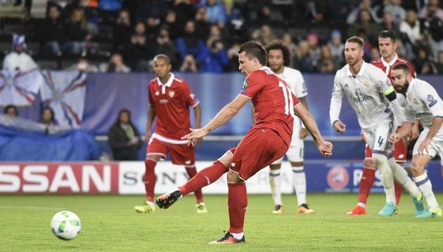 ЕВГЕНИЙ КОНОПЛЯНКА, ФК СЕВИЛЬЯ