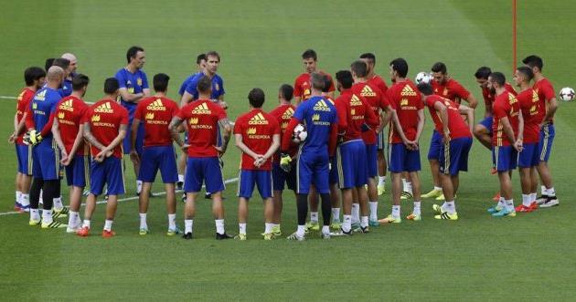 сборная испании, twitter