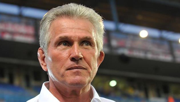 ЮПП ХАЙНКЕС, TWITTER