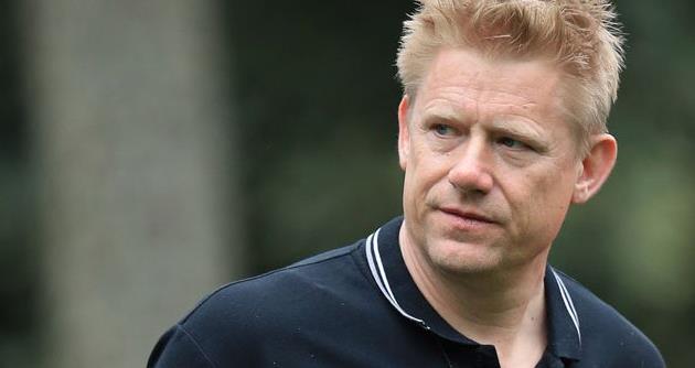 Петер Шмайхель, twitter