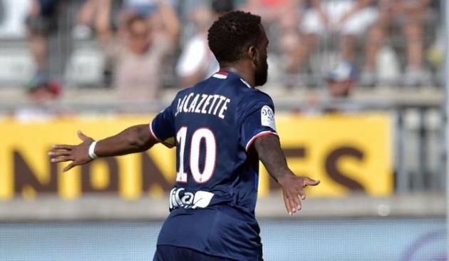 Александар Ляказетт, twitter