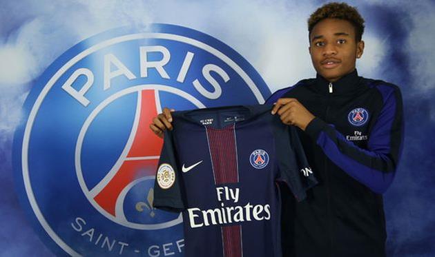 Кристофер Нкунку, psg.fr