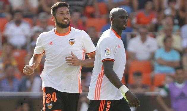 Гарай и Мангала, AS