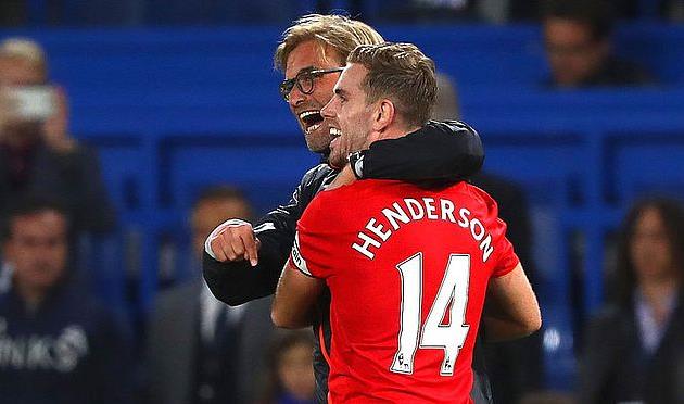 Юрген Клопп и Джордан Хендерсон после победы над Челси, skysports.com