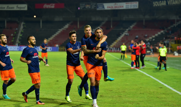 Башакшехир с трудом побеждает Газиянтепспор и остается на вершине, ibfk.com.tr