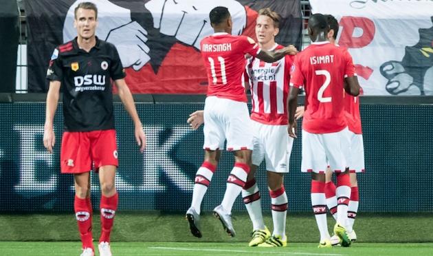 Люк де Йонг отметил воссоединение с братом голом, fcupdate.nl