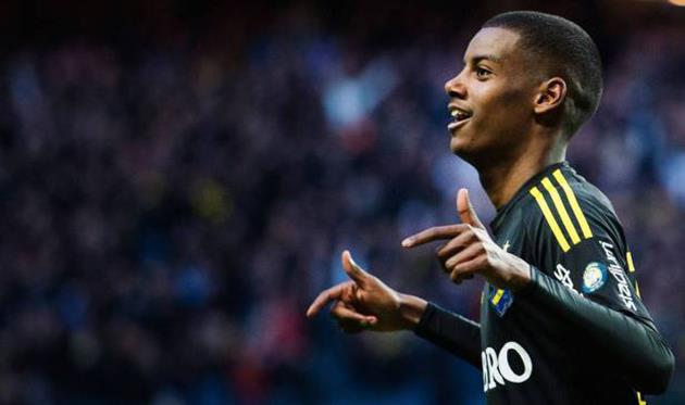 Александр Исак, AS