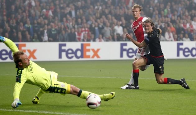 Гол Долберга принес победу Аяксу, fcupdate.nl