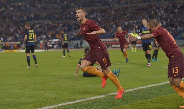 Эдин Джеко открыл счет в матче, asroma.com