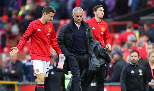 Андер Эррера и Жозе Моуриньо, фото фк манчестер юнайтед