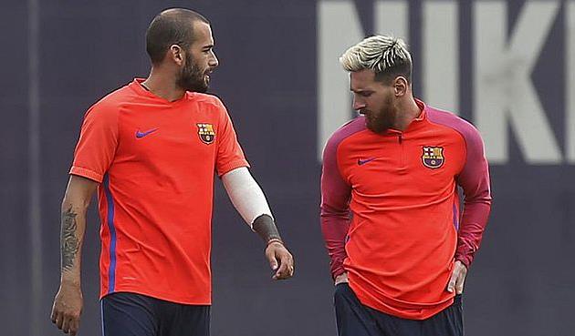 Лионель Месси (справа) на сегодняшней тренировке, marca.com