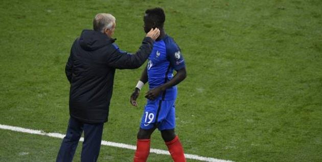 бакари санья, twitter