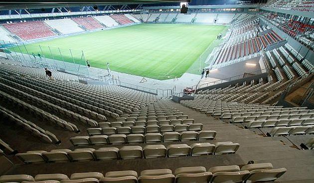 Стадион Краковии, fotos.etrr.com.br