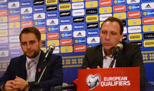 Альбер Буньяки (справа), ffk-kosova.com