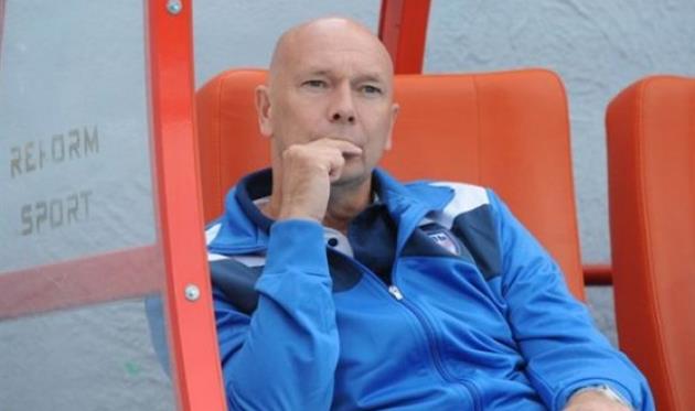 Якоб Галл, ФК Сталь