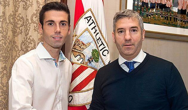 Маркель Сусаета (слева), athletic-club.eus