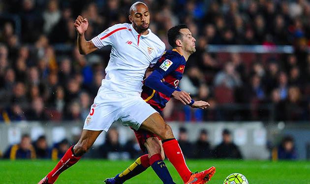 Стивен Нзонзи против Серхио Бускетса, Goal