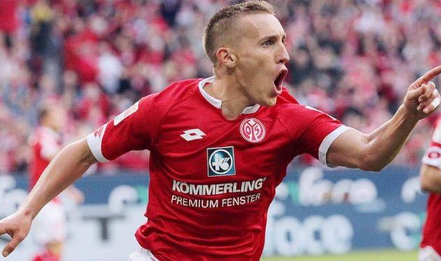 Де Бласис открыл счет в матче, Getty Images