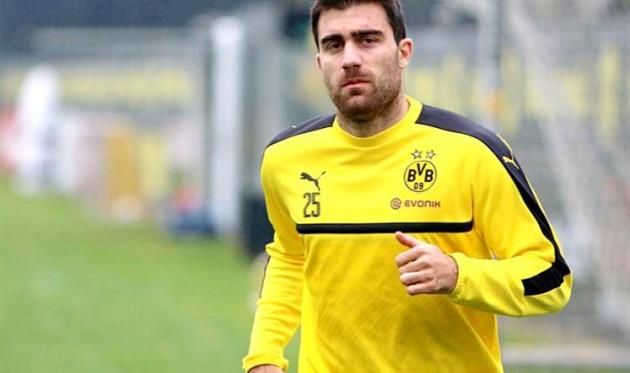 сократис папастатопулос, twitter