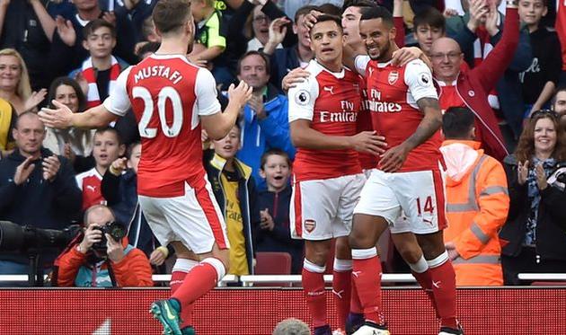 Мустафи, Санчес, Уолкотт, premierleague.com