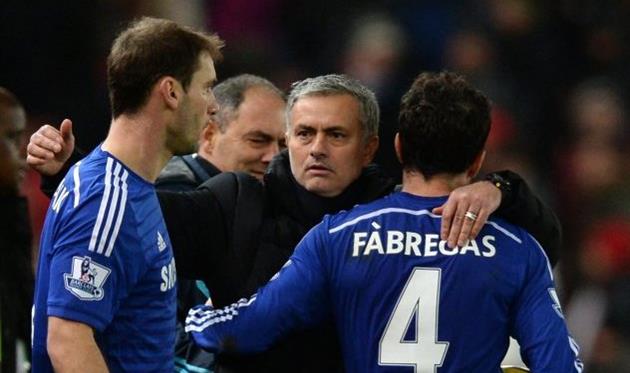 иванович и фабрегас не сыграют против своего экс-менеджера, scmp.com