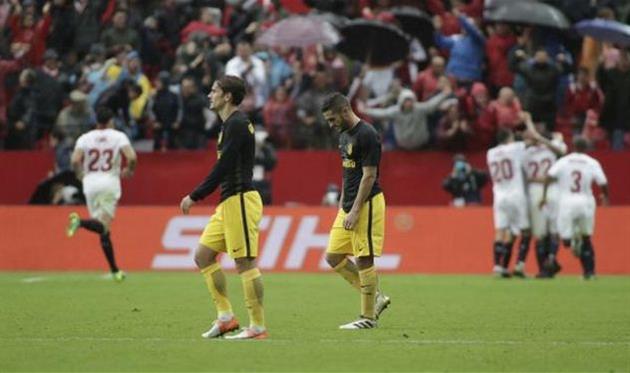 Игроки Севильи празднуют гол, La Liga