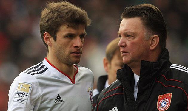 Томас Мюллер и его учитель, Daily Mail