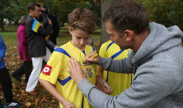 Андрей Шевченко на встрече с представителями диаспоры