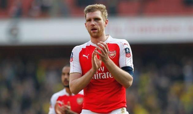 Пьер Мертезакер, 90min.com