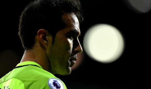 Клаудио Браво, Goal