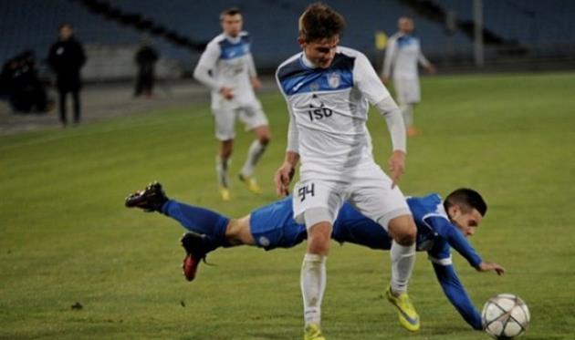 максим задерака, фк сталь