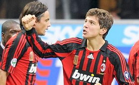 Палоски рядом с кумиром детства, gazzetta.it